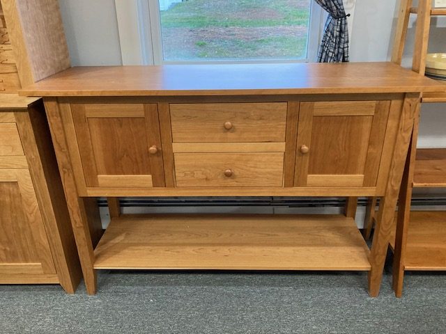 Cherry Huntboard with Shelf